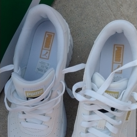 NWT Puma Cali Wedge Sneaker - Women's size 9 - Picture 6 of 13